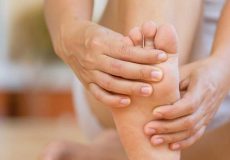 طب سوزنی چقدر در درمان پا درد موثر است؟